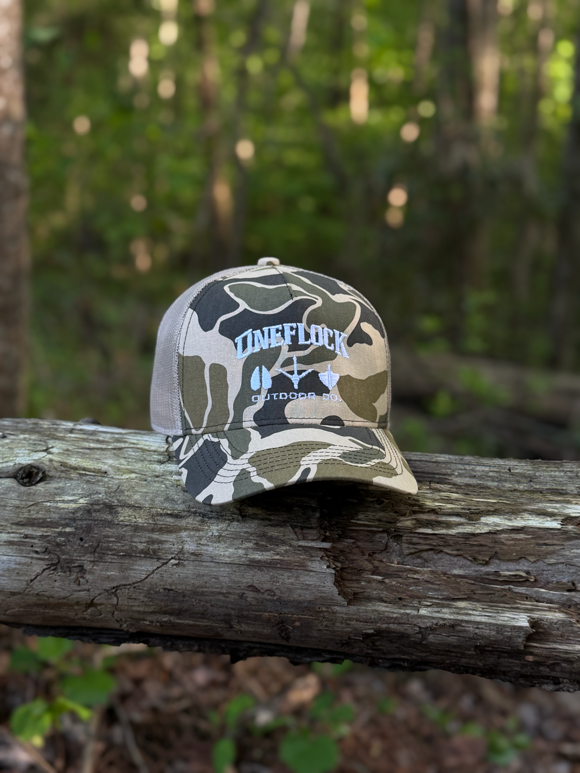 SIGNATURE LOGO 5 PANEL-MESH BACK CAP (MARSH CAMO/TAN)